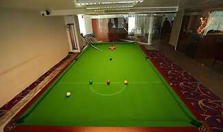 Fabhotel Prime Le Palace