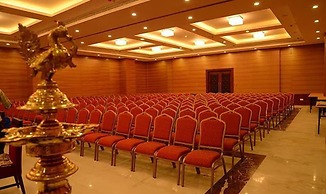 Fabhotel Prime Le Palace