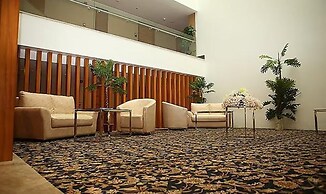 Fabhotel Prime Le Palace