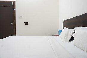 Fabhotel Gargi Galuxe