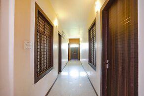 Fabhotel Royal Stay Inn