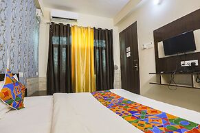 Fabhotel Royal Stay Inn