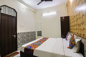 Fabhotel Royal Stay Inn