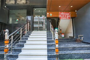 Fabhotel Usha Continental