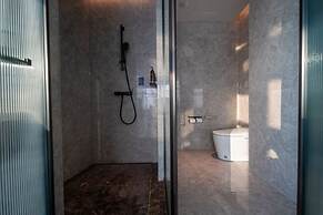 UrCove Shenzhen Bay Futian Port