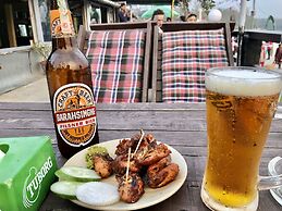 Satkar Boutique Home