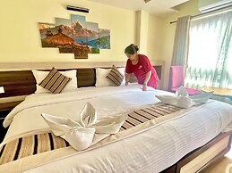 Satkar Boutique Home