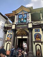 Satkar Boutique Home