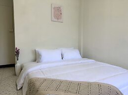 MONTANA Hotel & Hostel Phuket