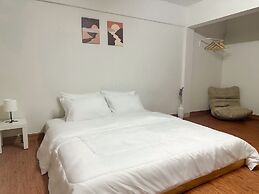 MONTANA Hotel & Hostel Phuket