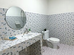 MONTANA Hotel & Hostel Phuket