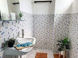 MONTANA Hotel & Hostel Phuket