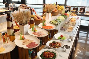 UrCove by HYATT Shenzhen Luohu