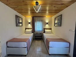 Le Petit Hotel ve Bağ Evi