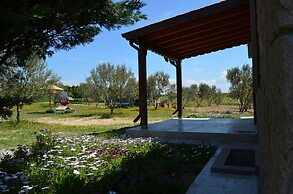 Le Petit Hotel ve Bağ Evi