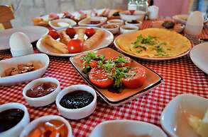 Le Petit Hotel ve Bağ Evi