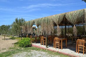 Le Petit Hotel ve Bağ Evi