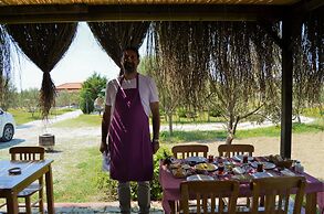 Le Petit Hotel ve Bağ Evi