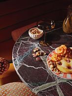 Ember Locke Kensington