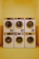 Ember Locke Kensington