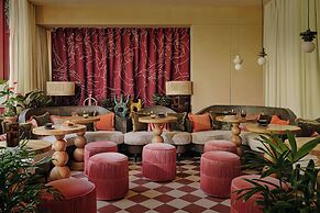 Ember Locke Kensington