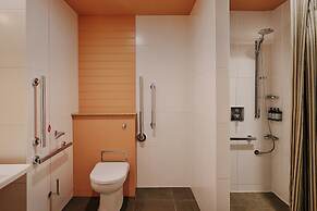 Ember Locke Kensington