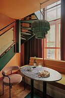 Ember Locke Kensington