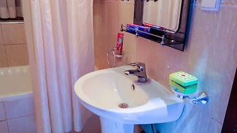 White Stone Apartment KIMIHURURA