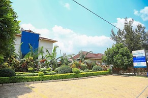 White Stone Apartment KIMIHURURA