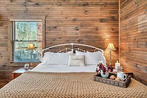 Rivers Edge Treehouses