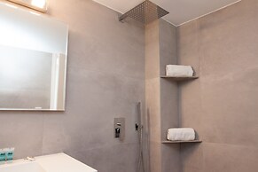 Modern Brand new apt In Athens Centre