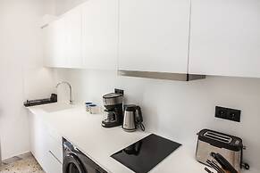 Modern Brand new apt In Athens Centre