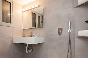 Modern Brand new apt In Athens Centre