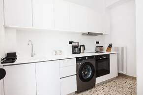 Modern Brand new apt In Athens Centre
