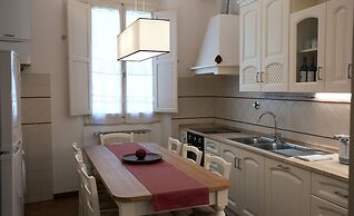 Wine Apartments Florence Bolgheri
