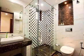 Alpina Hotels & Suites