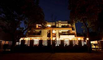 Alpina Hotels & Suites