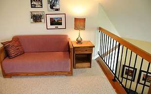 Seven Springs Sunridge 3 BR Condo, Pet Friendly! by RedAwning - Save 1