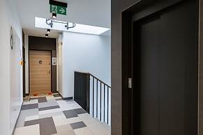 Industrial Bemowo Apartment by Renters