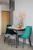 Exquisite Apartment Krakow by Renters