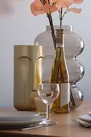 Exquisite Apartment Krakow by Renters