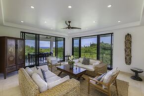 Luxury Zen Retreat 3 Bedroom Home by RedAwning