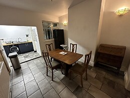 2bed - Garden-pets-freeparking-m1connections