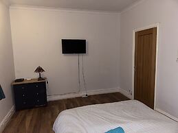 2bed - Garden-pets-freeparking-m1connections