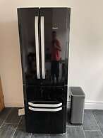 2-bed House in Chesterfield Free Parking Garden