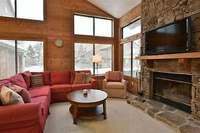 Seven Springs Sunridge 3 BR Condo, Sleeps 10! by RedAwning - Save 10% 
