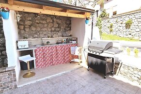 Amalfi Coast Countryside With Jacuzzi and Garden