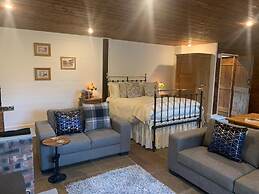 The Lodge - Peaceful Relaxing Hideaway