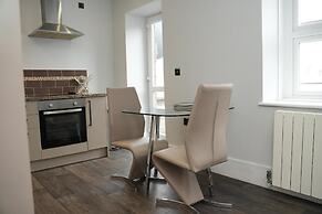 Charming 1-bed & Balcony Flat in Merthyr Tydfil