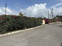 Remarkable 1-bed Apartment in Montego Bay